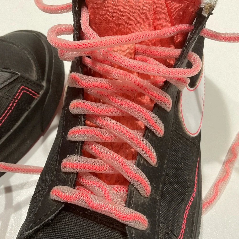 🌼🌼NIKE Black/Pink Canvas Shoes, Size 5Y (Big Kid)